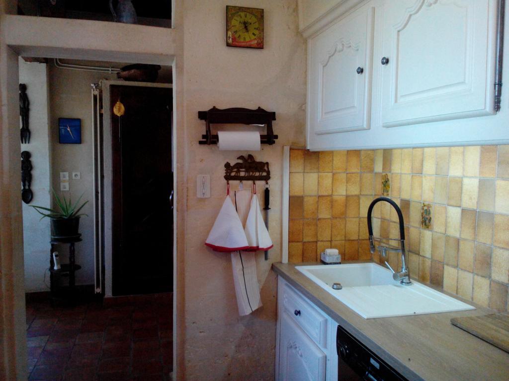 Mas des collines Bed and Breakfast Fontvieille Exterior foto